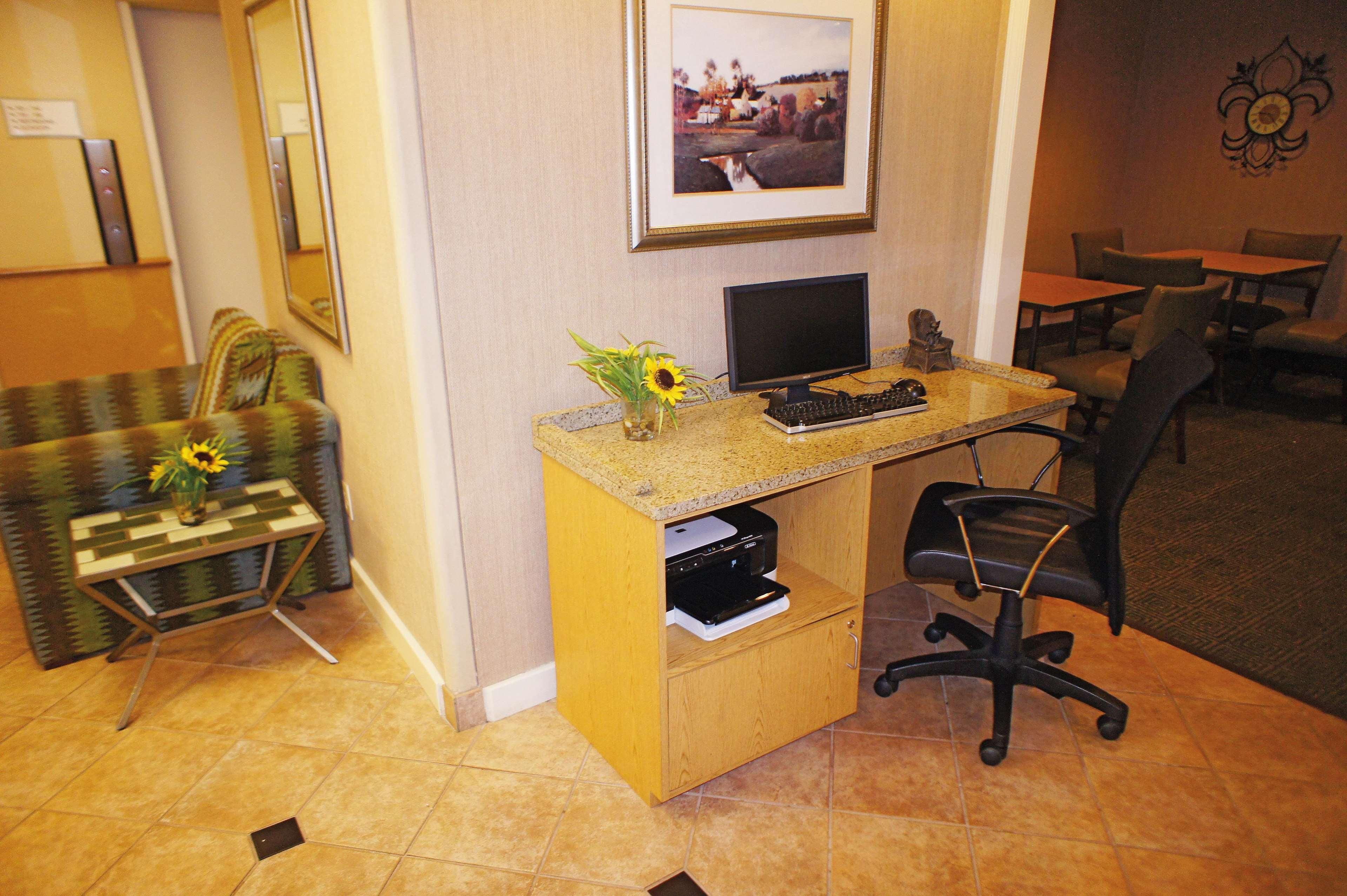 La Quinta By Wyndham Jackson Hotel Bagian luar foto